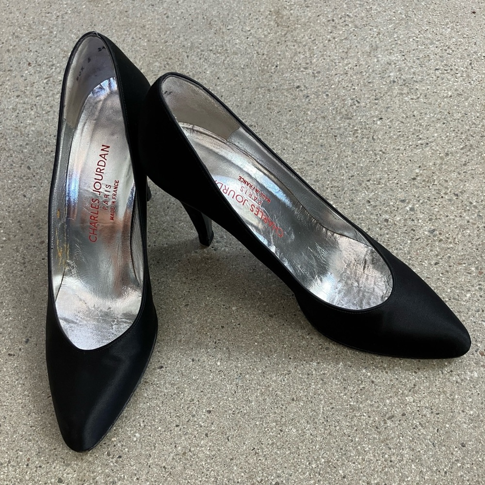 Charles Jourdan Black Satin Classic Pointed Toe Pumps – Made in France, Size 8